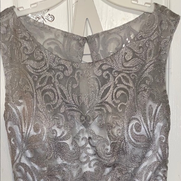 Short grey/silver dress - Picture 4 of 6